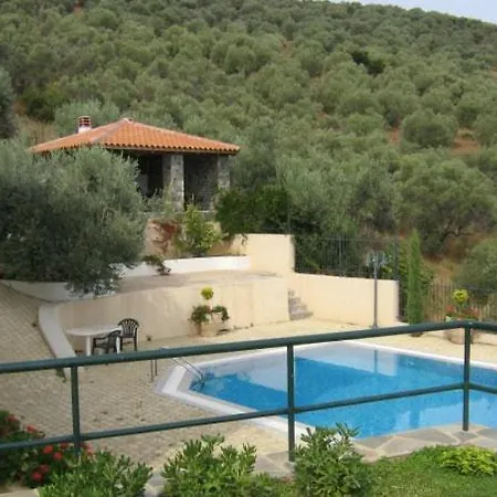 Nies Ananda Villa Sourpi